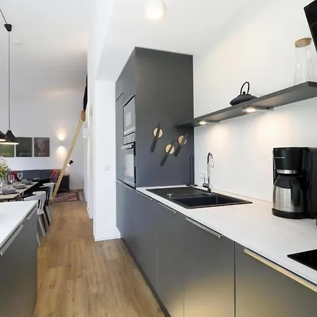 3 Bedroom Stunning In Lembruch-duemmer