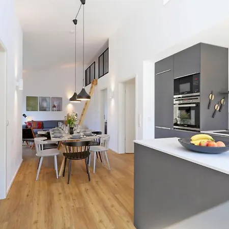 3 Bedroom Stunning In Lembruch-duemmer * Lembruch